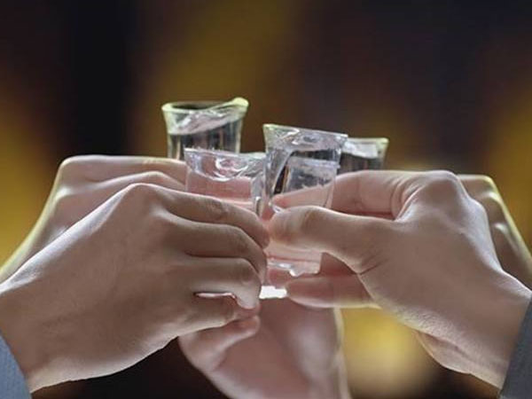 纯粮散白酒